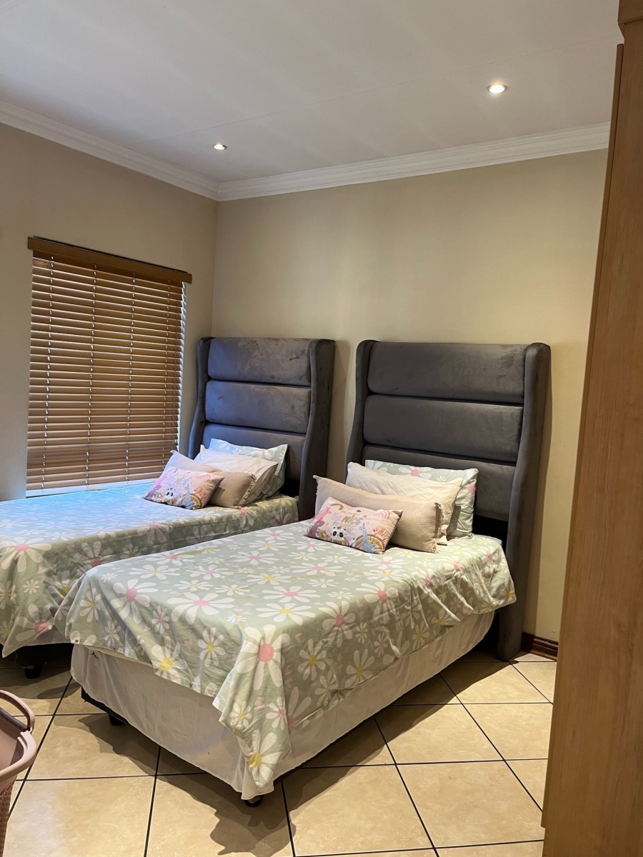 3 Bedroom Property for Sale in Sunair Park Gauteng