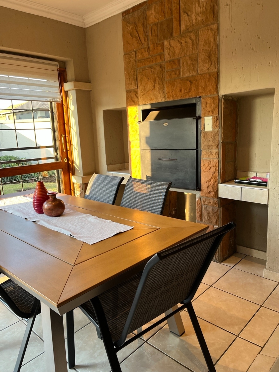 3 Bedroom Property for Sale in Sunair Park Gauteng