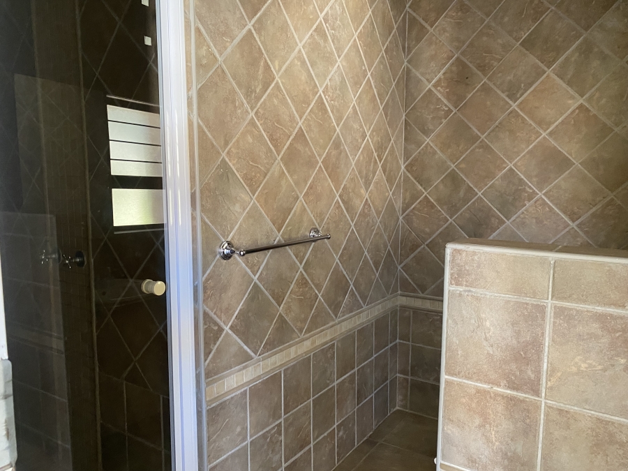 4 Bedroom Property for Sale in The Wilds Gauteng