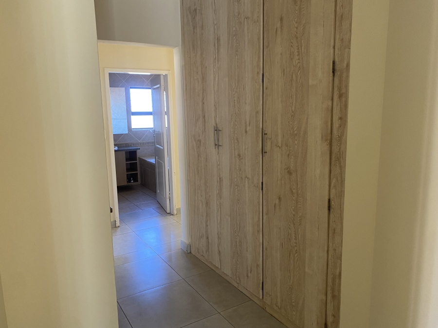4 Bedroom Property for Sale in The Wilds Gauteng
