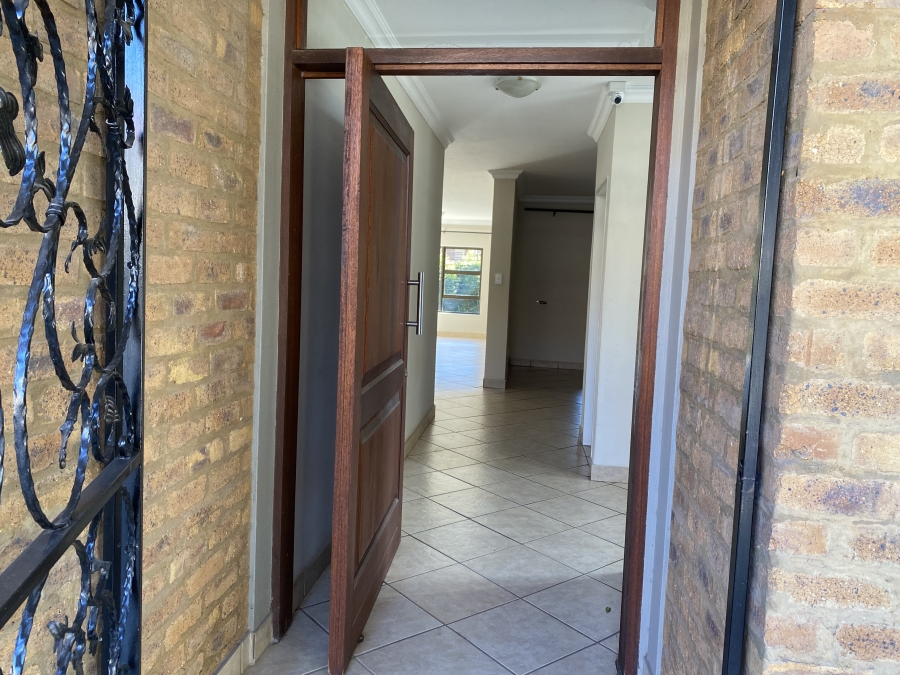 4 Bedroom Property for Sale in The Wilds Gauteng