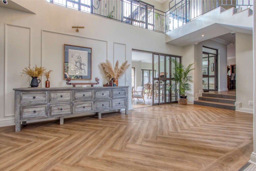 5 Bedroom Property for Sale in Dainfern Golf Estate Gauteng