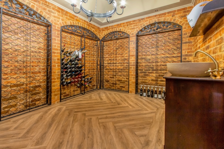 5 Bedroom Property for Sale in Dainfern Golf Estate Gauteng