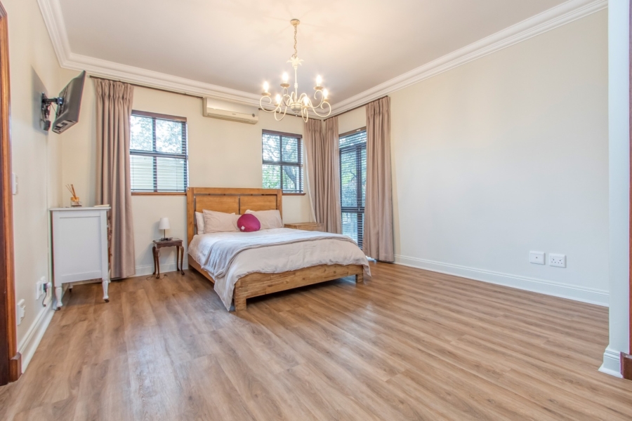 5 Bedroom Property for Sale in Dainfern Golf Estate Gauteng