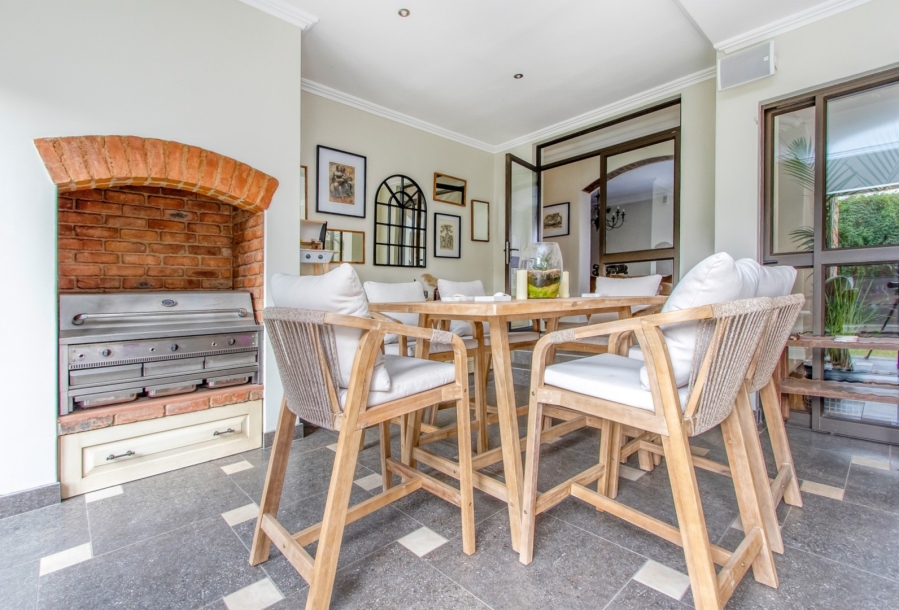 5 Bedroom Property for Sale in Dainfern Golf Estate Gauteng