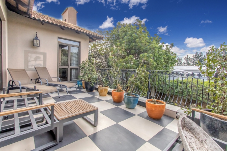 5 Bedroom Property for Sale in Dainfern Golf Estate Gauteng