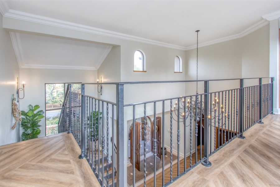 5 Bedroom Property for Sale in Dainfern Golf Estate Gauteng