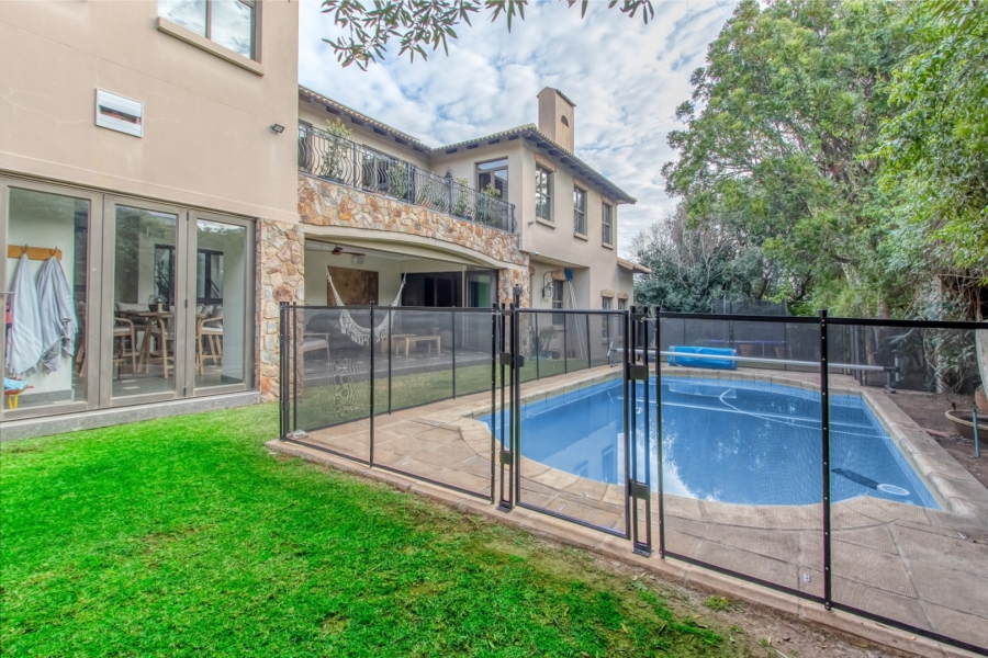 5 Bedroom Property for Sale in Dainfern Golf Estate Gauteng