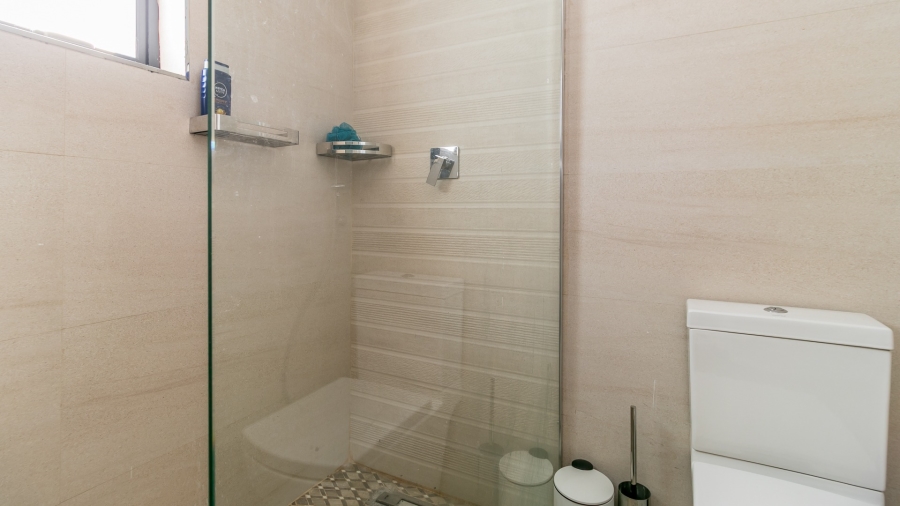 3 Bedroom Property for Sale in Vorna Valley Gauteng