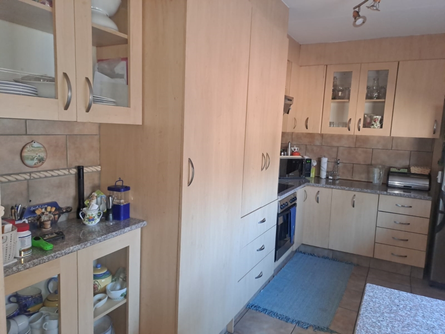 3 Bedroom Property for Sale in Verwoerdpark Gauteng