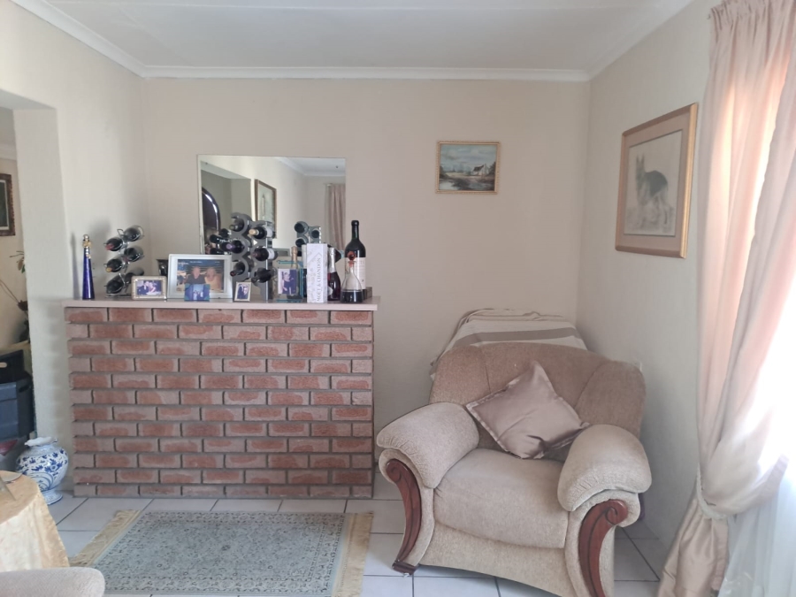 3 Bedroom Property for Sale in Verwoerdpark Gauteng