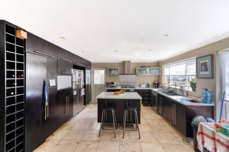 3 Bedroom Property for Sale in Cedar Lakes Gauteng