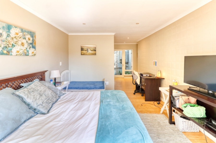 3 Bedroom Property for Sale in Cedar Lakes Gauteng