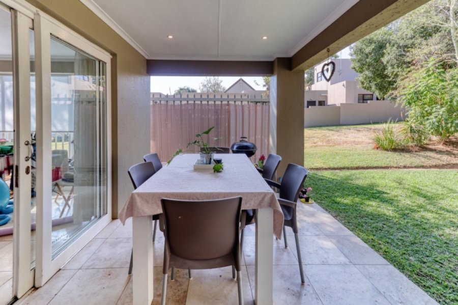 3 Bedroom Property for Sale in Cedar Lakes Gauteng