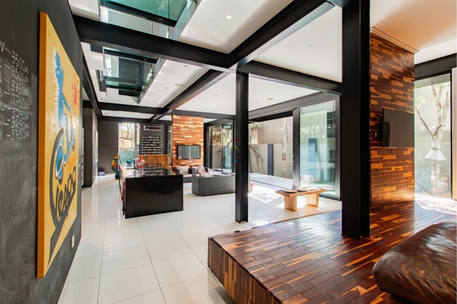 4 Bedroom Property for Sale in Greenstone Hill Gauteng