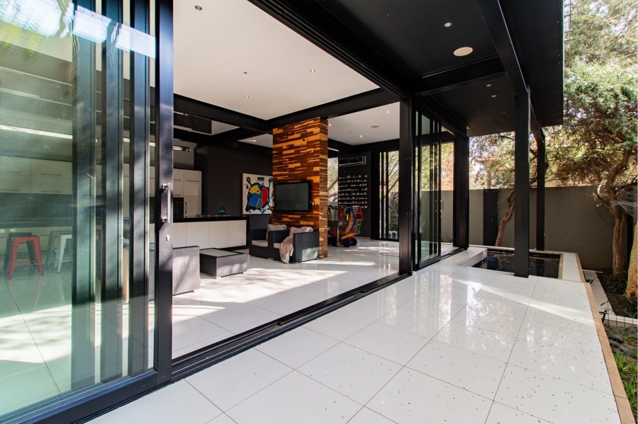 4 Bedroom Property for Sale in Greenstone Hill Gauteng