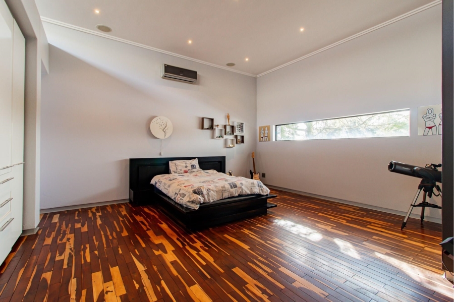 4 Bedroom Property for Sale in Greenstone Hill Gauteng