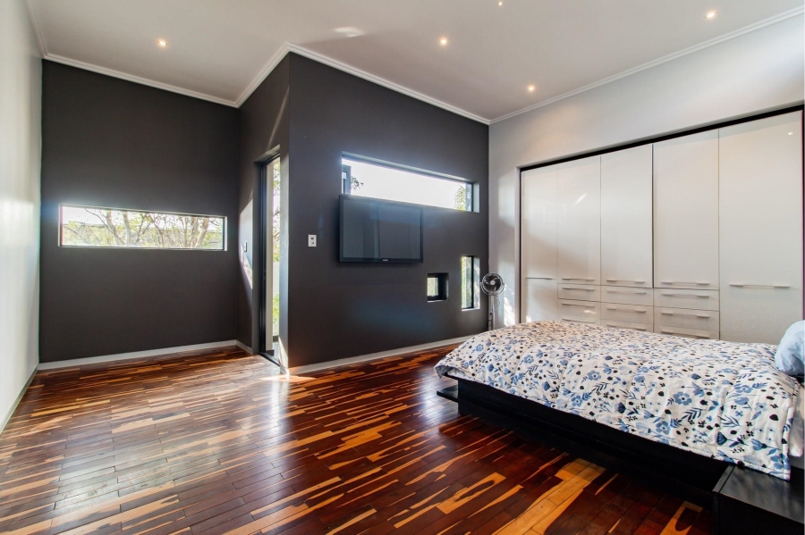 4 Bedroom Property for Sale in Greenstone Hill Gauteng