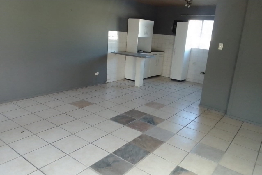 To Let 2 Bedroom Property for Rent in Ravenswood Gauteng