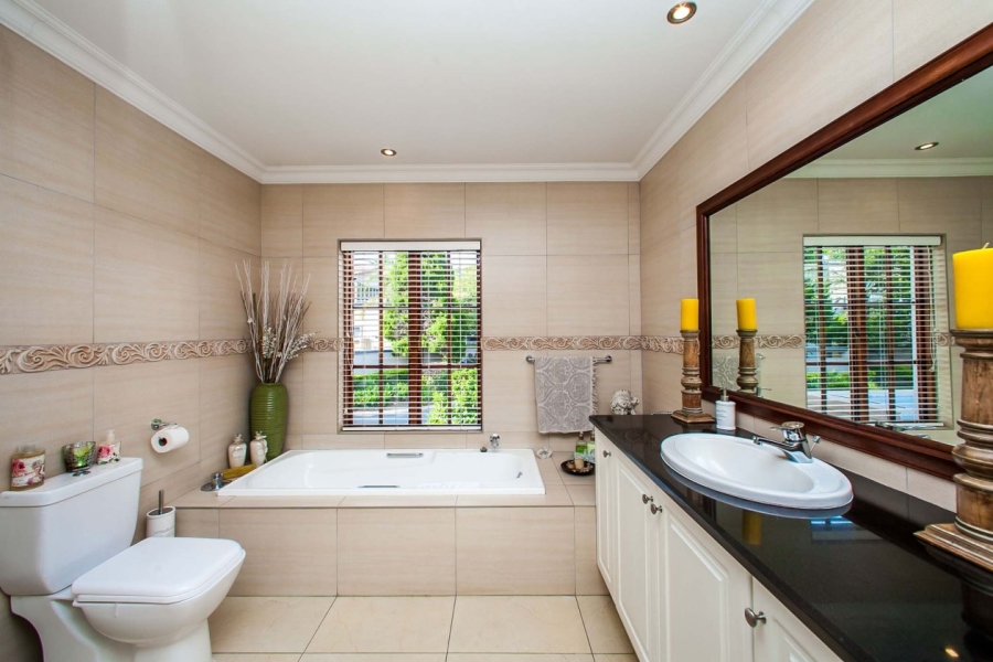 4 Bedroom Property for Sale in Dainfern Golf Estate Gauteng