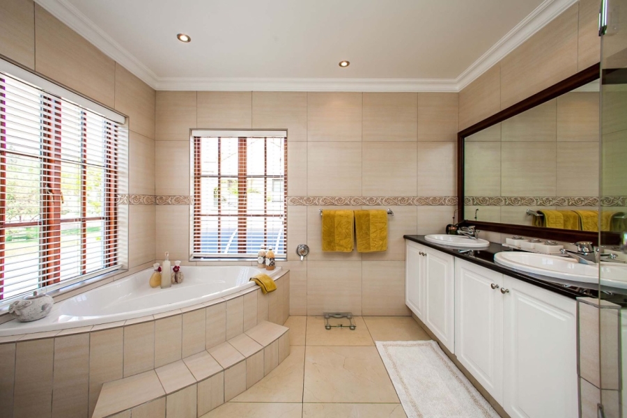 4 Bedroom Property for Sale in Dainfern Golf Estate Gauteng