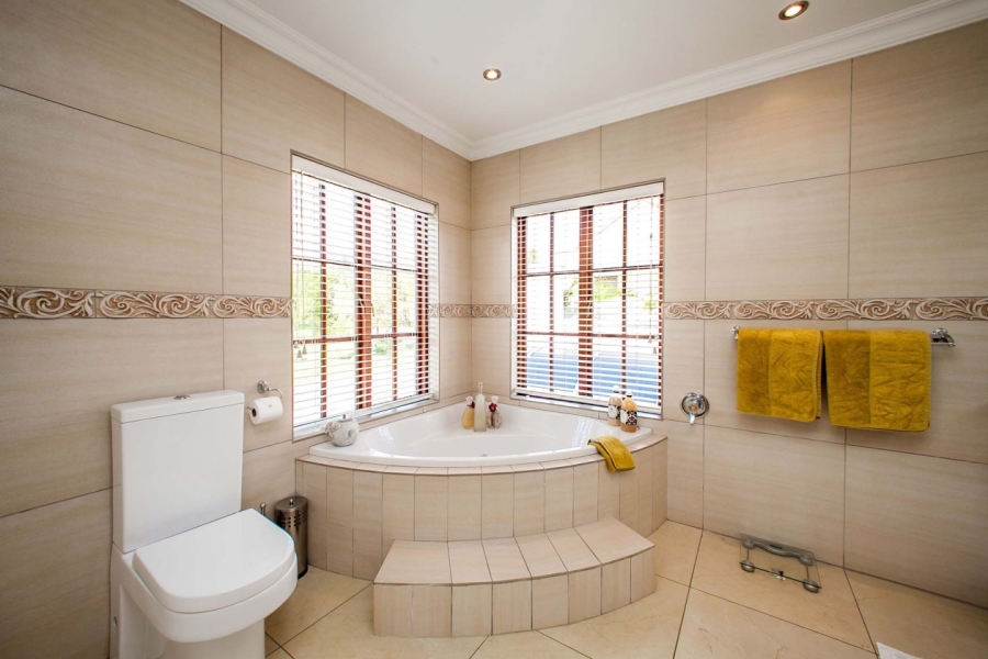 4 Bedroom Property for Sale in Dainfern Golf Estate Gauteng