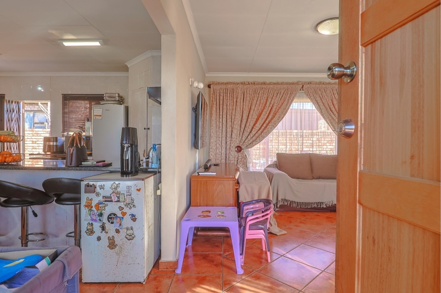3 Bedroom Property for Sale in Amberfield Gauteng