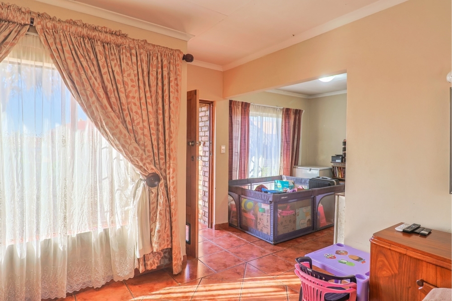 3 Bedroom Property for Sale in Amberfield Gauteng