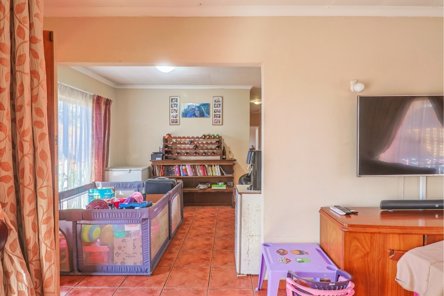 3 Bedroom Property for Sale in Amberfield Gauteng