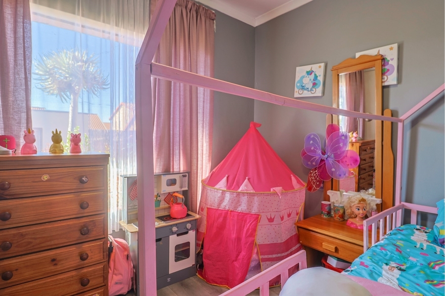 3 Bedroom Property for Sale in Amberfield Gauteng