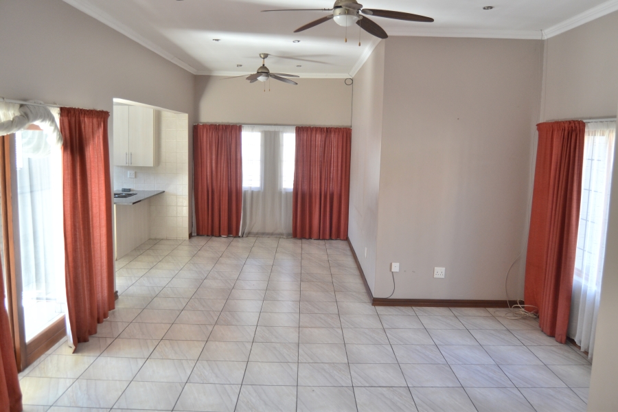 4 Bedroom Property for Sale in Thatchfield Estate Gauteng