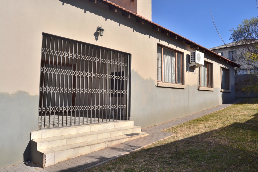 4 Bedroom Property for Sale in Thatchfield Estate Gauteng