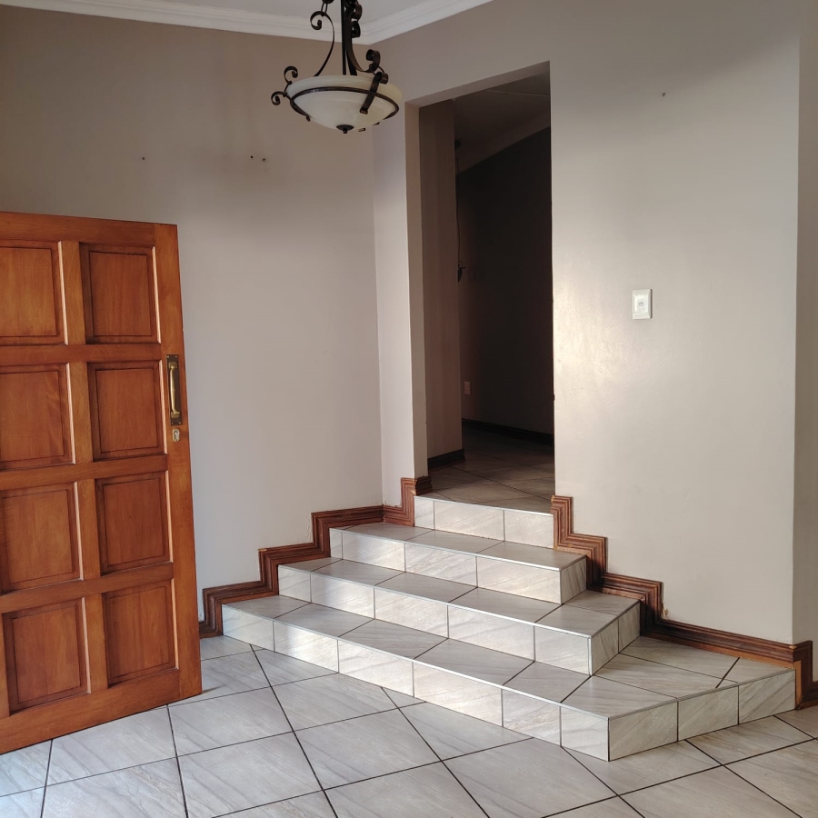 4 Bedroom Property for Sale in Thatchfield Estate Gauteng