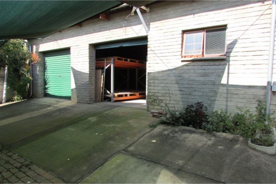 6 Bedroom Property for Sale in Riviera Gauteng
