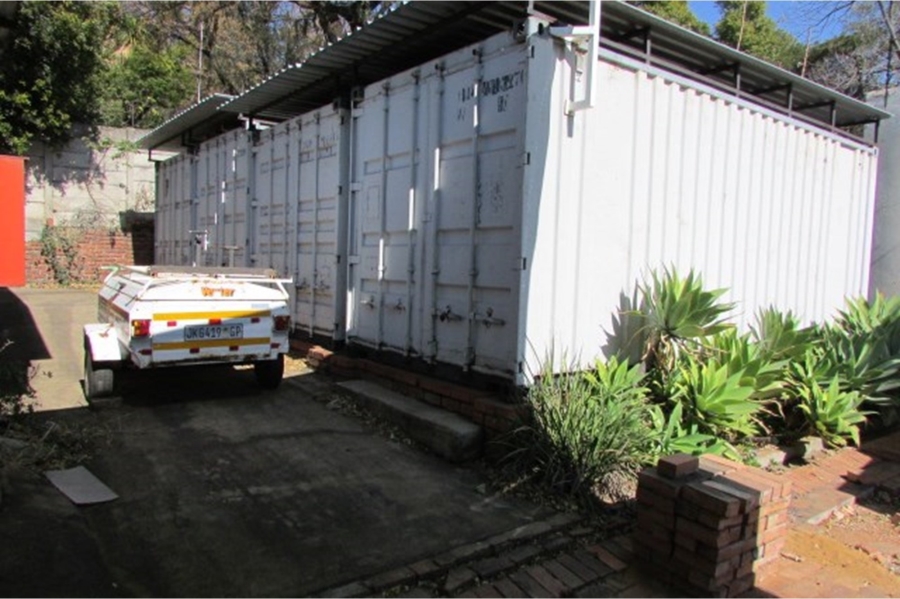 6 Bedroom Property for Sale in Riviera Gauteng