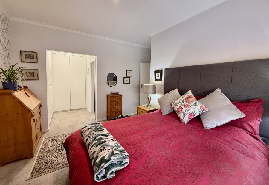 2 Bedroom Property for Sale in The Retreat Gauteng
