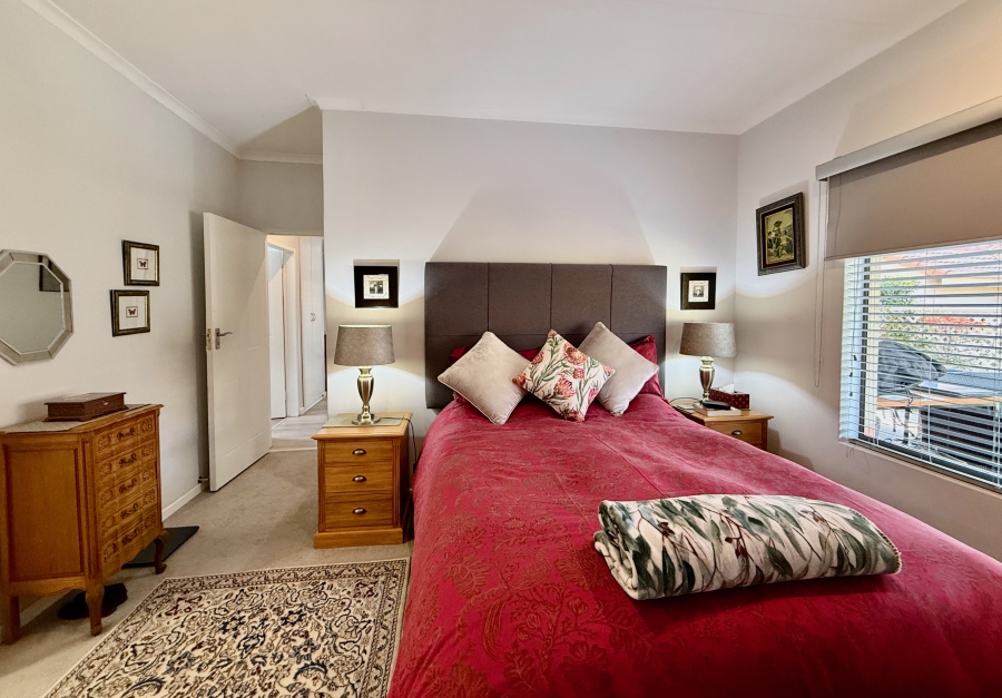 2 Bedroom Property for Sale in The Retreat Gauteng