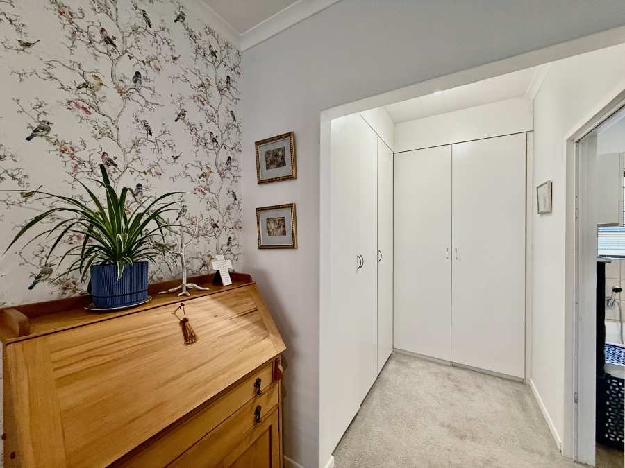 2 Bedroom Property for Sale in The Retreat Gauteng