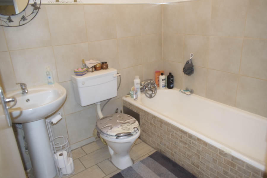 2 Bedroom Property for Sale in Cason Gauteng