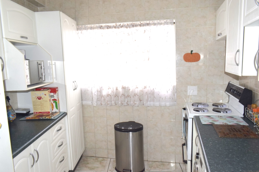 2 Bedroom Property for Sale in Cason Gauteng
