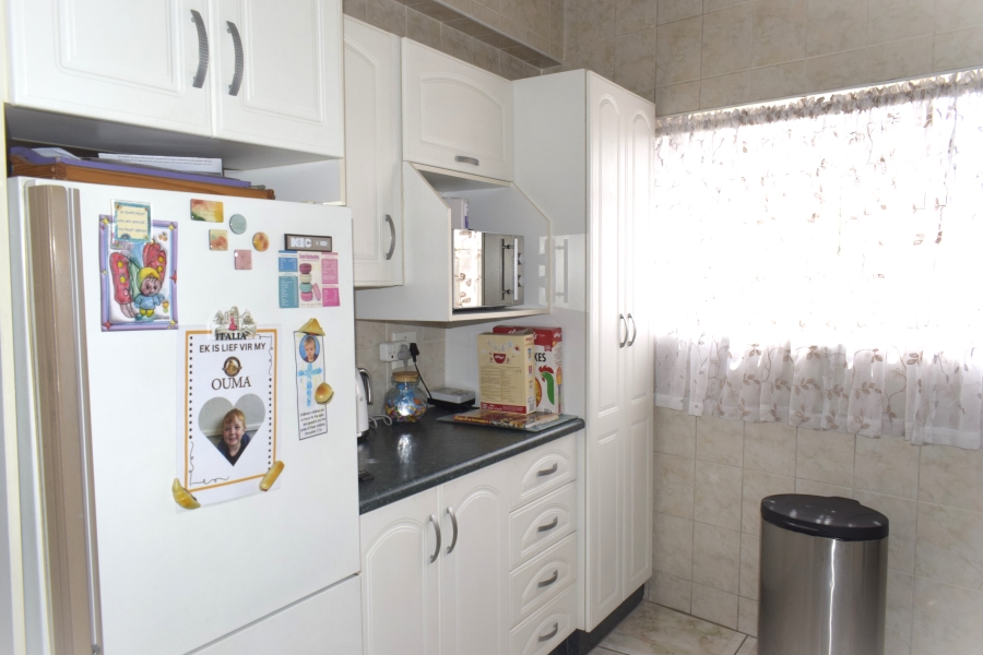 2 Bedroom Property for Sale in Cason Gauteng