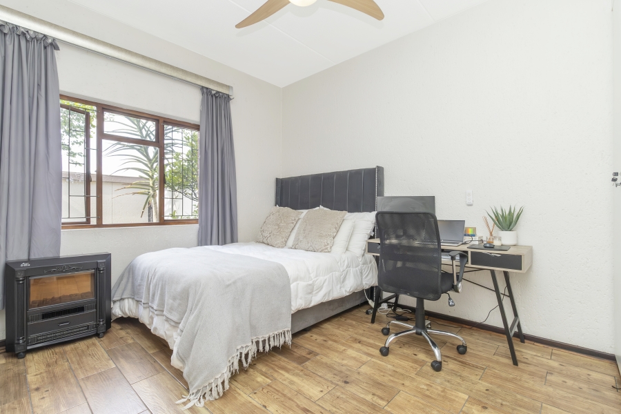 2 Bedroom Property for Sale in Paulshof Gauteng