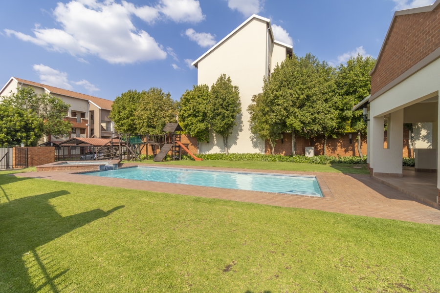 2 Bedroom Property for Sale in Paulshof Gauteng