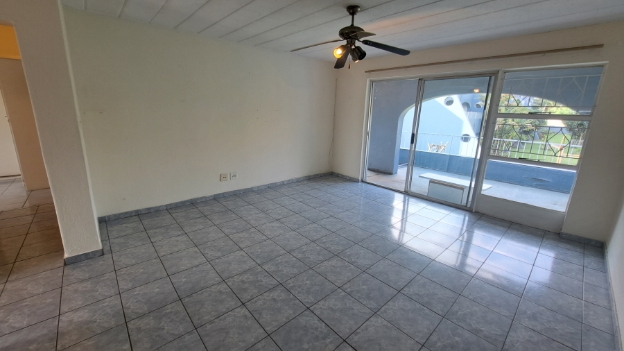 To Let 2 Bedroom Property for Rent in Florida Lake Gauteng
