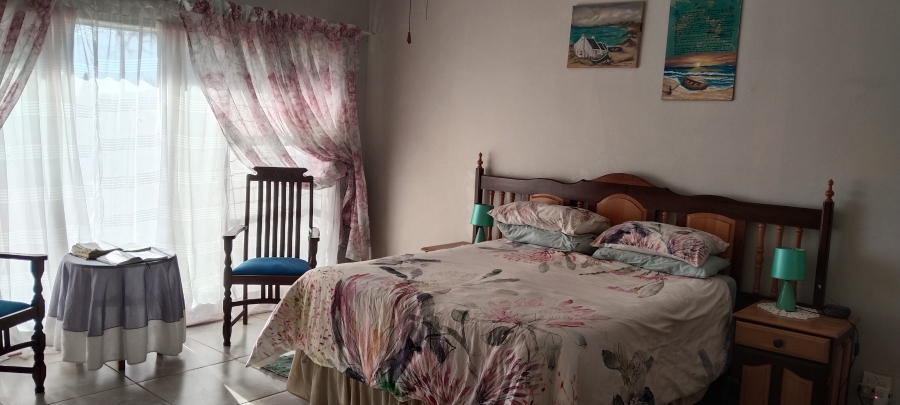 4 Bedroom Property for Sale in Rensburg Gauteng