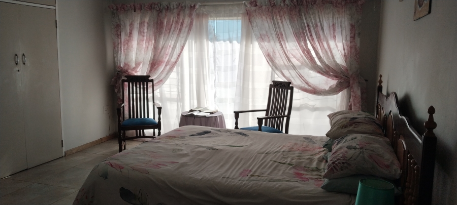 4 Bedroom Property for Sale in Rensburg Gauteng