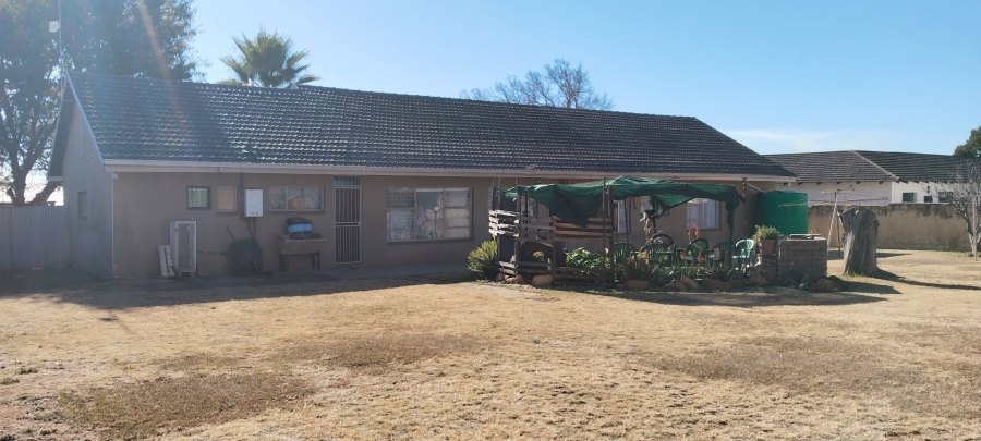 4 Bedroom Property for Sale in Rensburg Gauteng