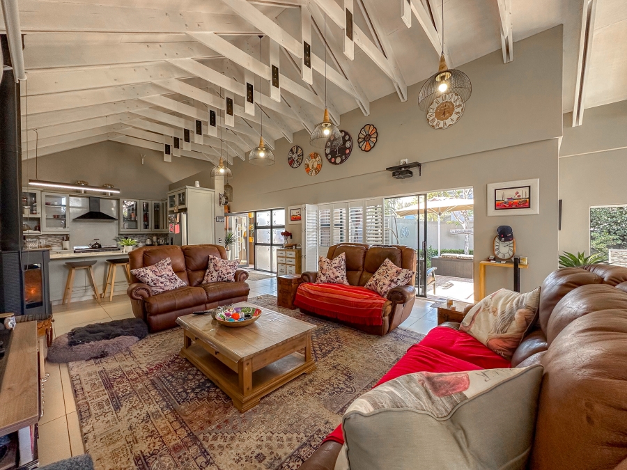 4 Bedroom Property for Sale in Midstream Ridge Gauteng