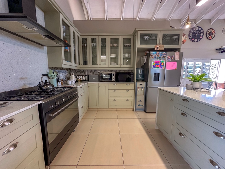 4 Bedroom Property for Sale in Midstream Ridge Gauteng