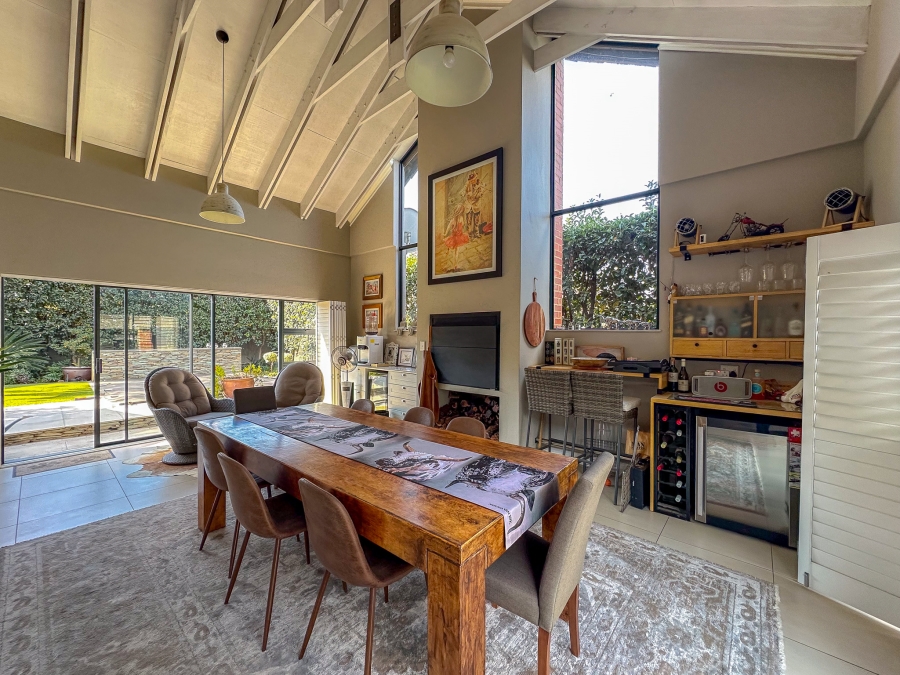 4 Bedroom Property for Sale in Midstream Ridge Gauteng
